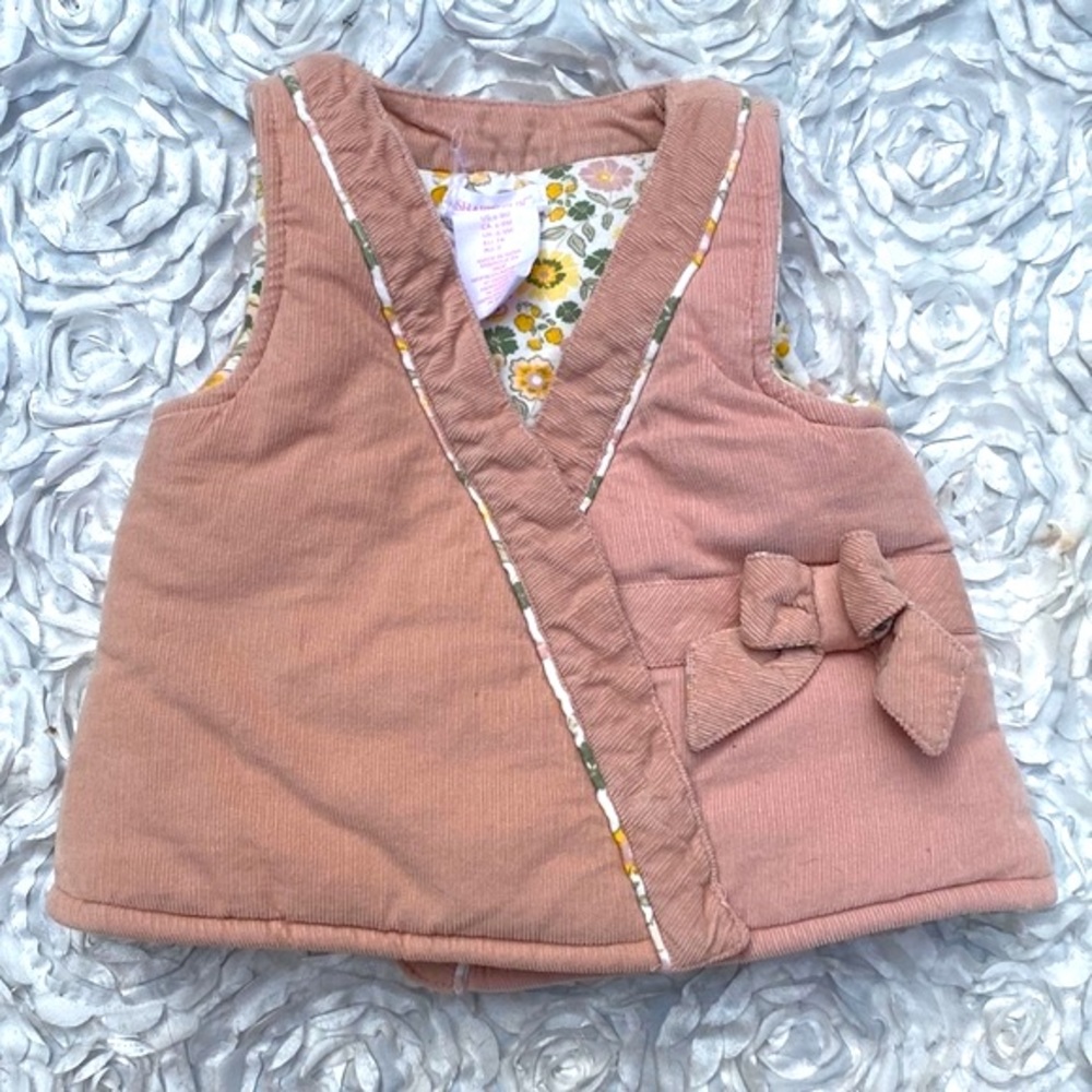 Baby girls 6-9 months vest